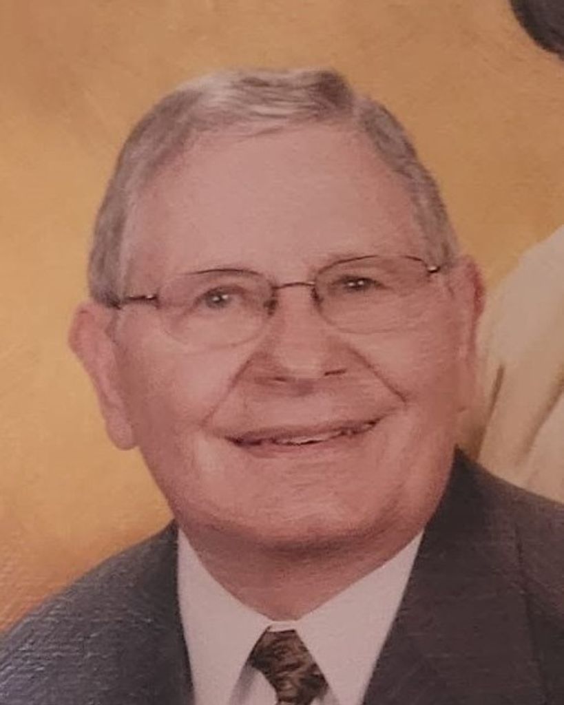 Ellis Holdiness Profile Photo