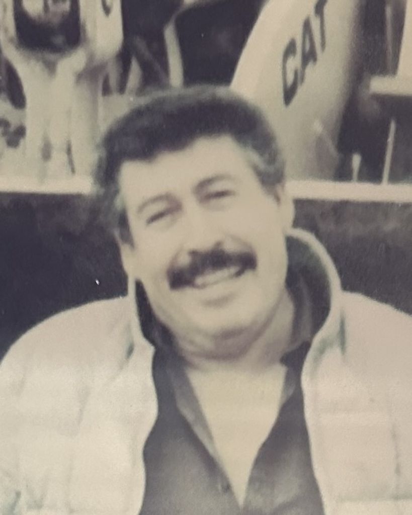 Salvador R Torres Profile Photo