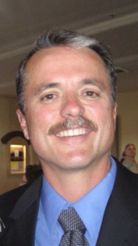 Thomas Linn Profile Photo