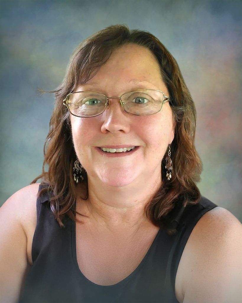 Carol Lynn Zaimis