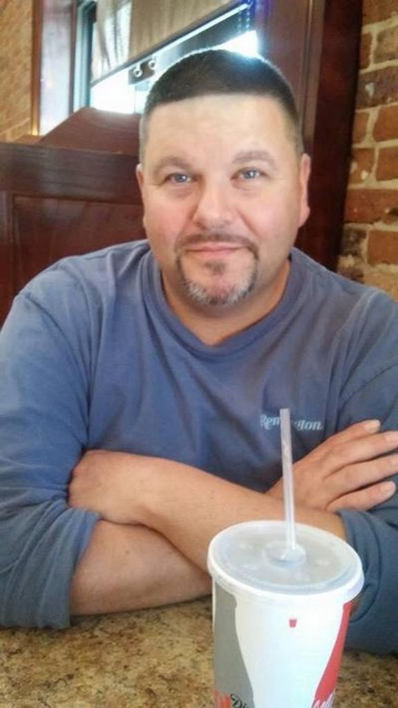 Christopher Ray Queen Profile Photo