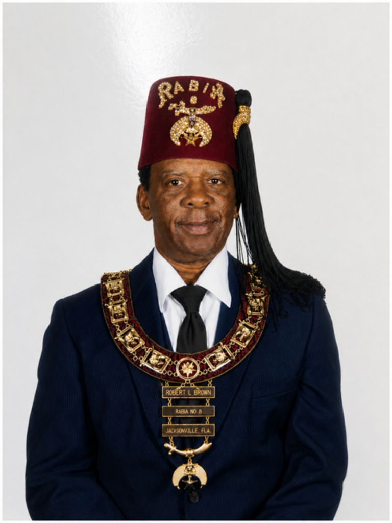 Mr. Robert Lee Brown Profile Photo