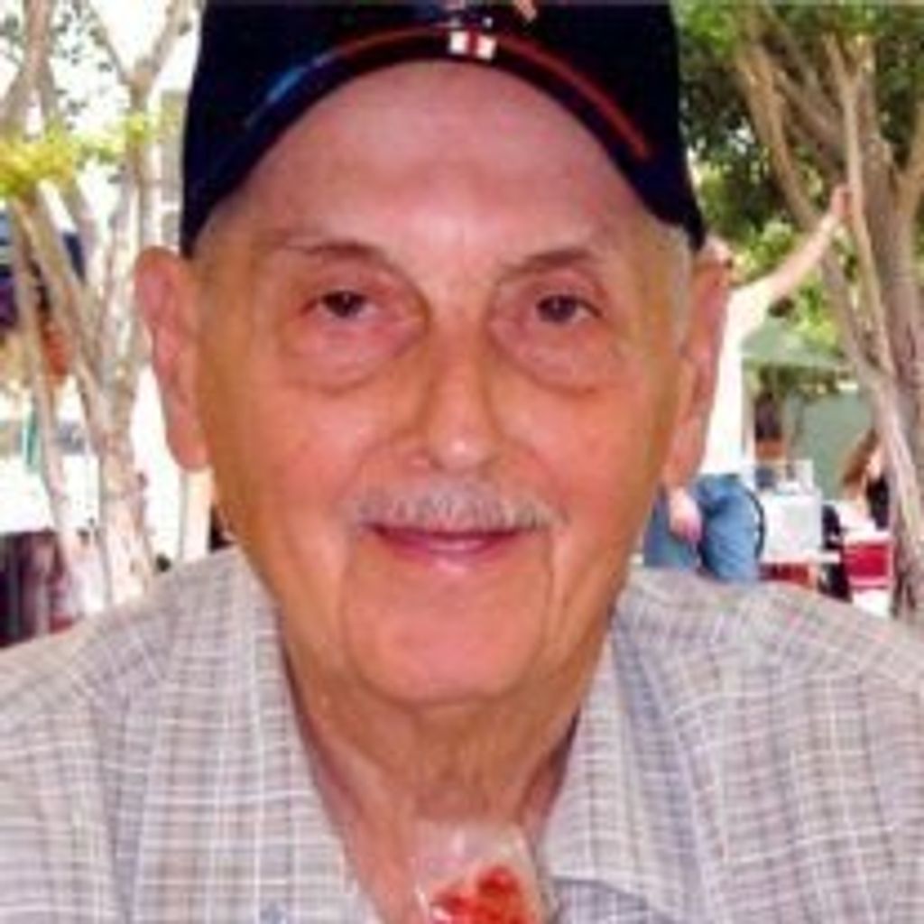 JoseÌ  "Joe" Fiol