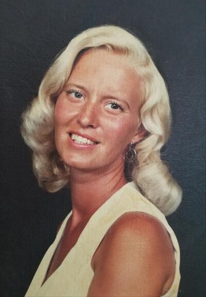 Mary Ann Dauster Profile Photo
