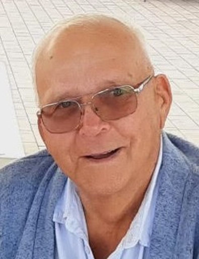 Richard Tews Profile Photo