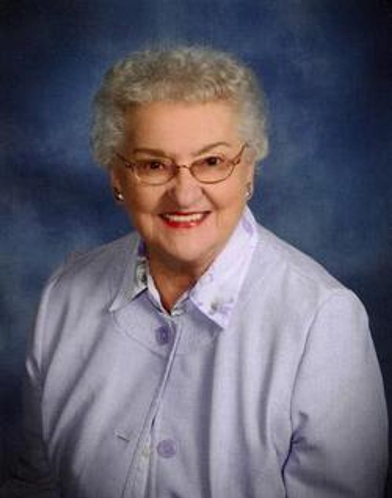 Donna (Dowling) Brown