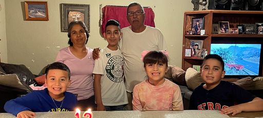 Simon Serna photo gallery thumbnail 17 of 69