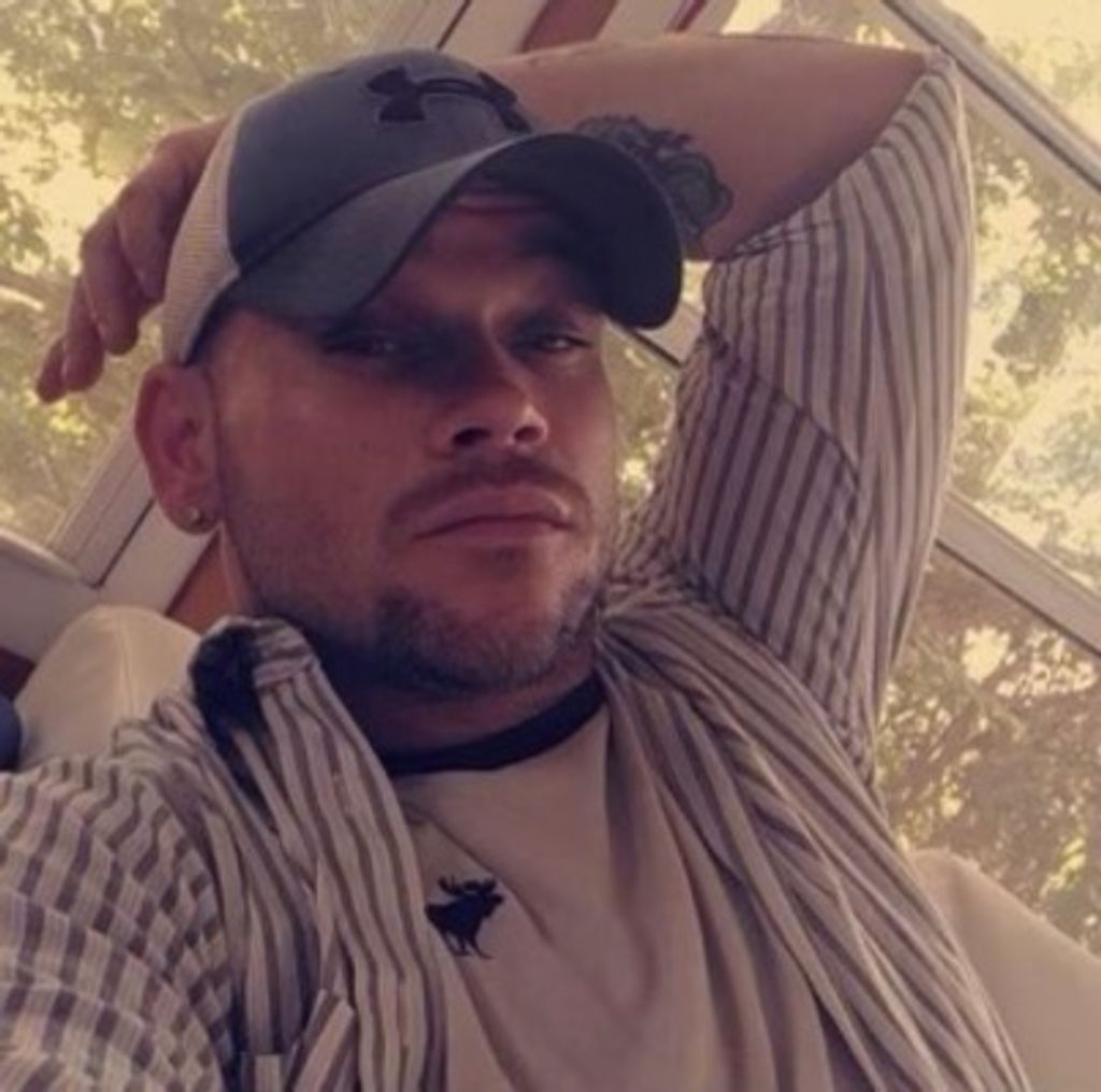 Zachary Benfield Profile Photo