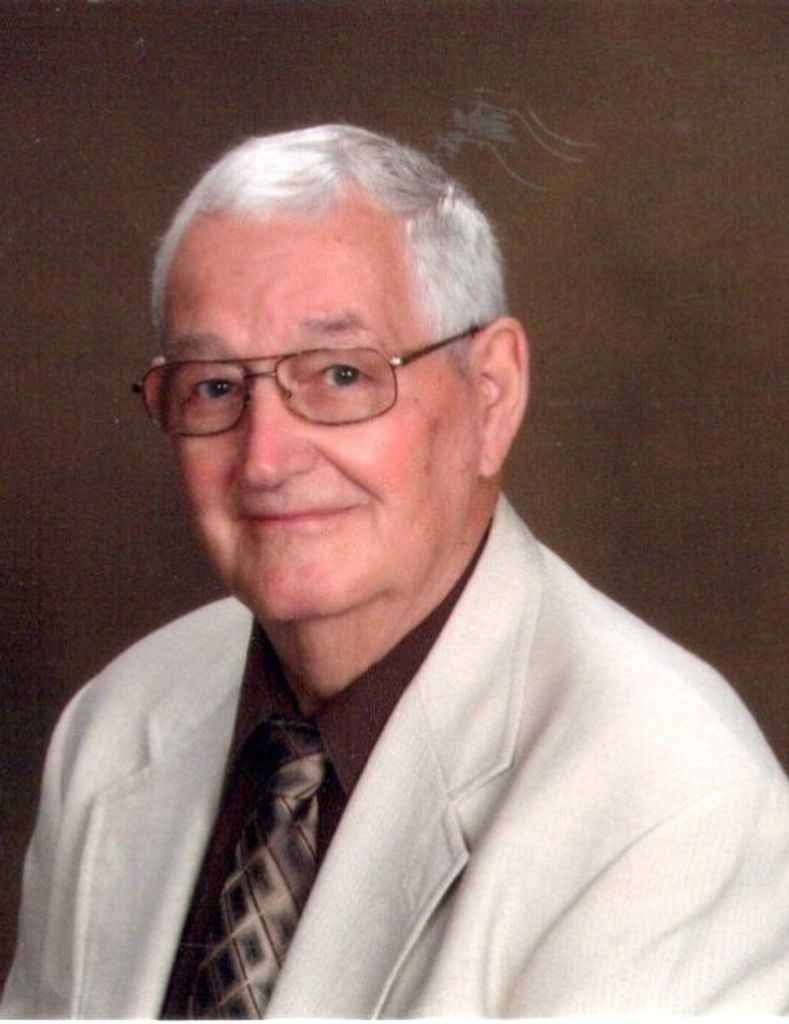 Kenneth H Kinnamon, Jr.