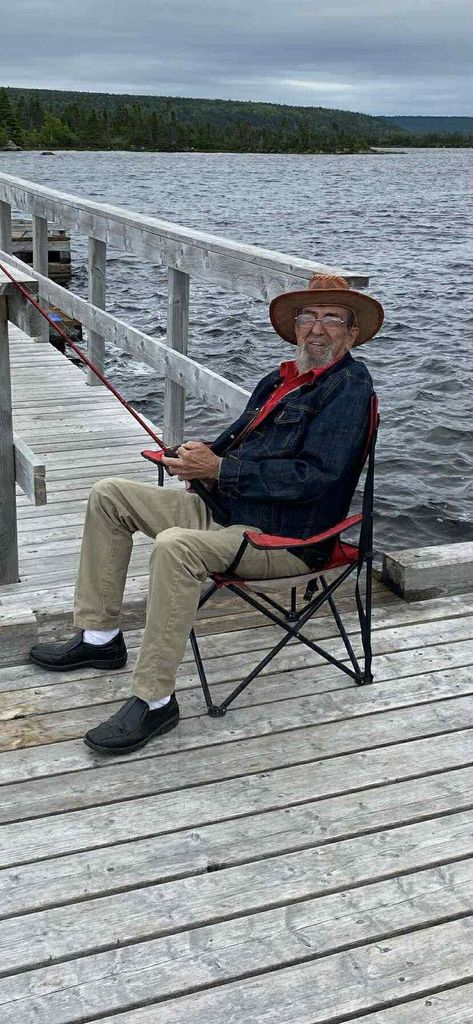 Leonard Maxwell Saunders Profile Photo