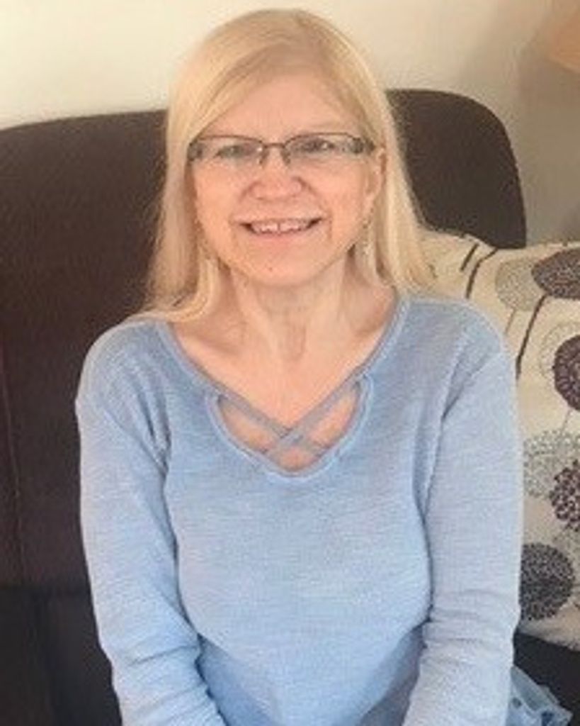 Lynda Anna "Hill" Towle