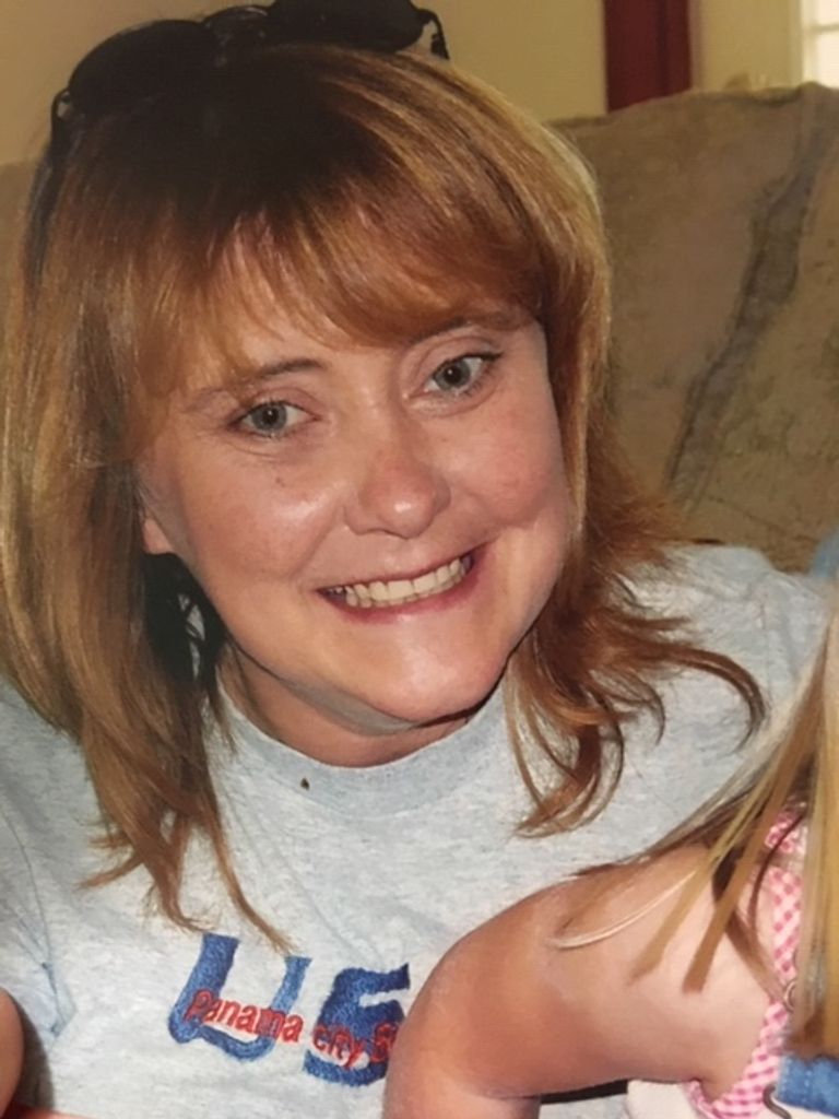 Theresa (Avery)  Barge