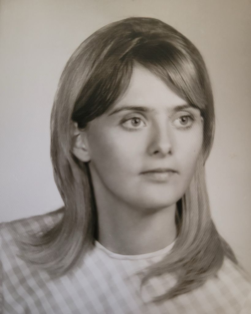 Sharon Holland Profile Photo