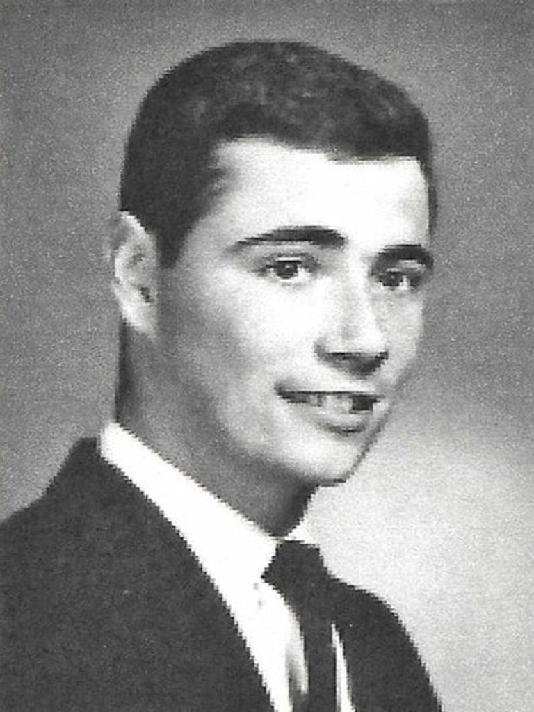 Thomas Frank Walker Profile Photo