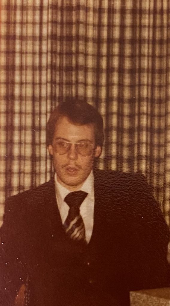 Brent Edward D'Huyvetters