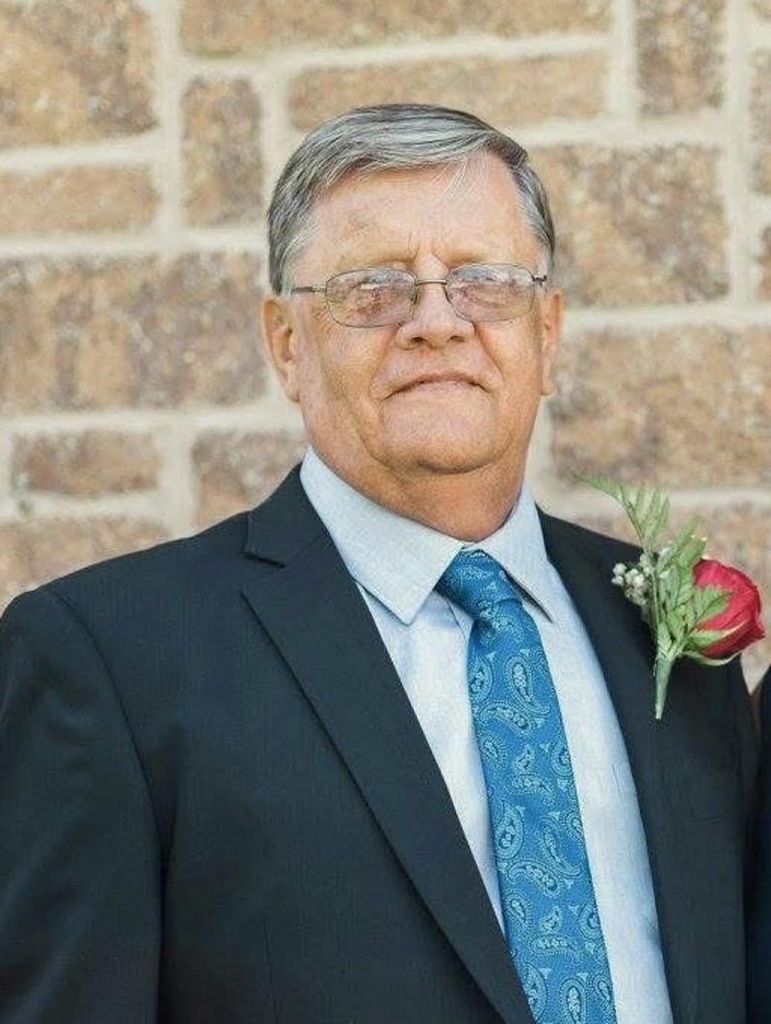Walter "Lee" Johnston Profile Photo