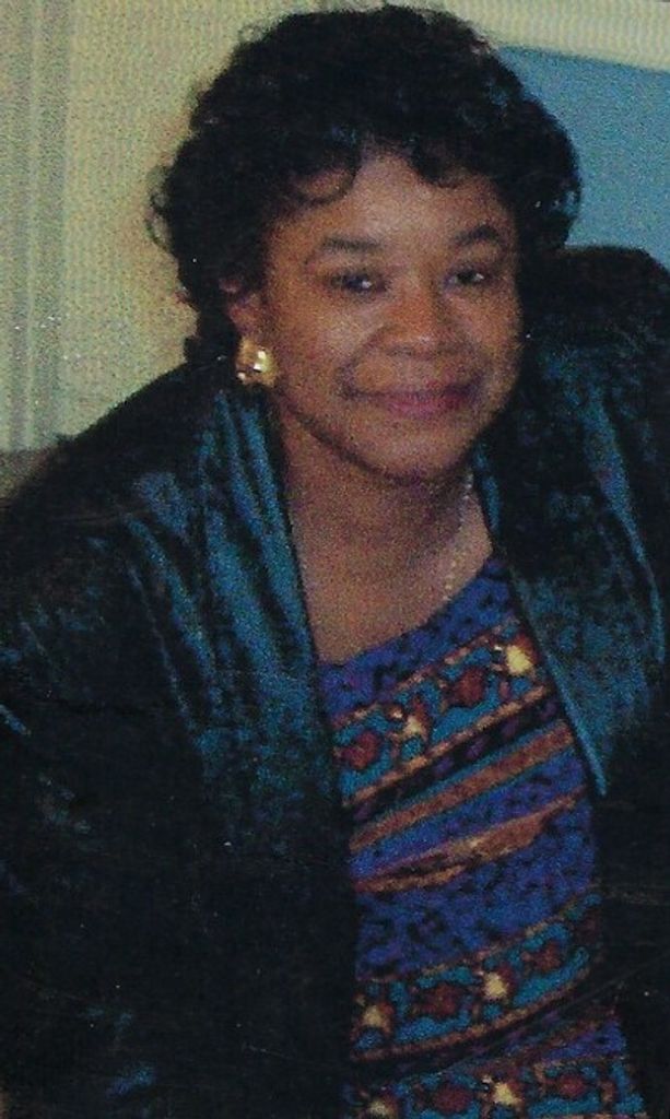Ruth Mae Henry Profile Photo