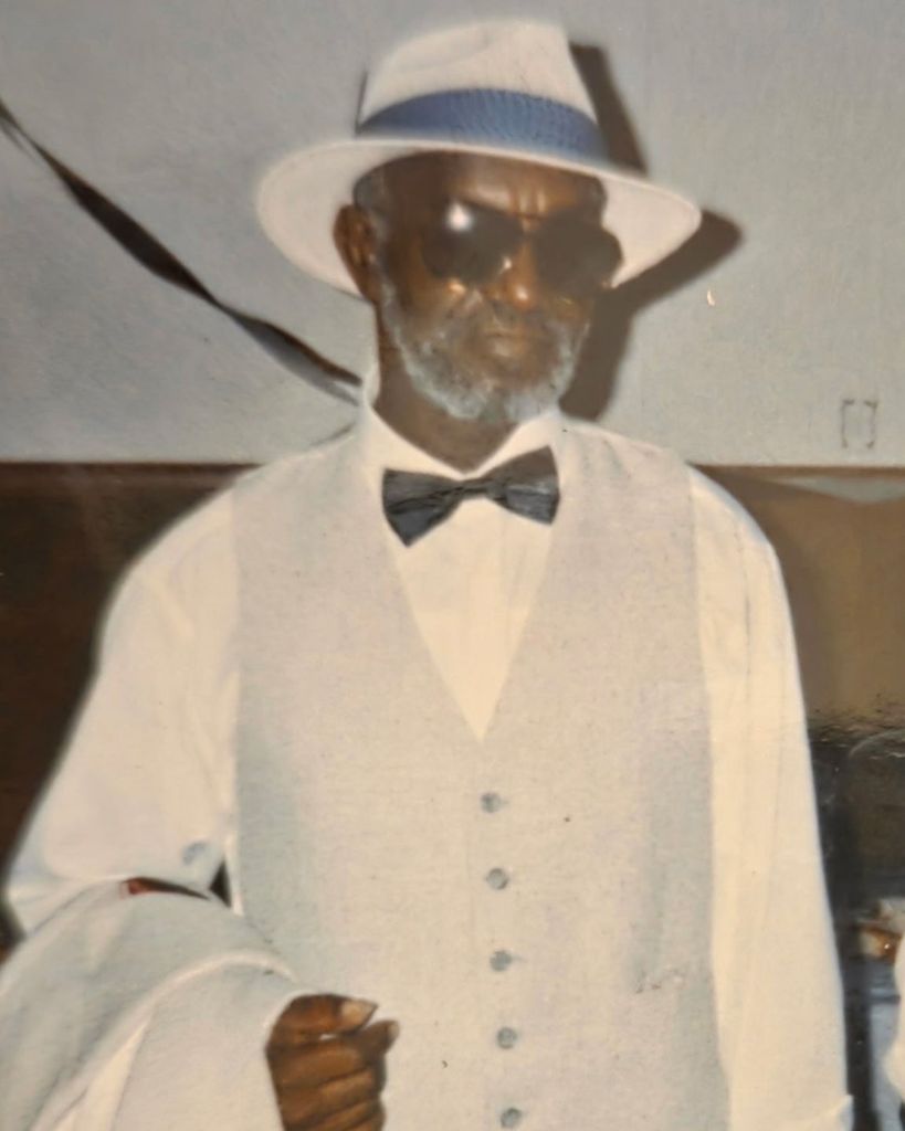 Thomas Dobbins Profile Photo