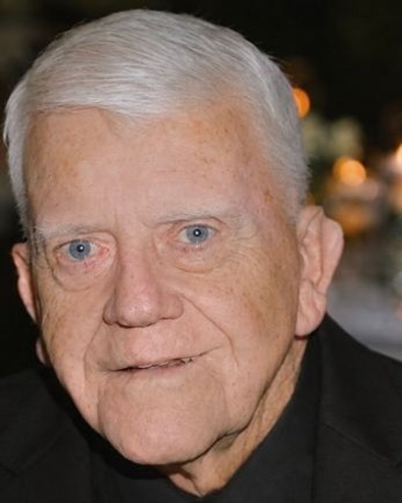 Robert Lee "Buster" Crabb Profile Photo