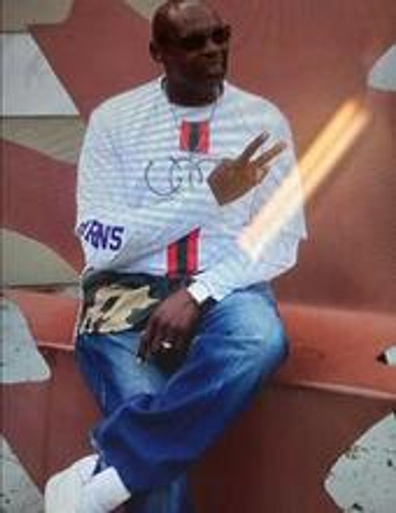 Ray Lewis Davis Profile Photo