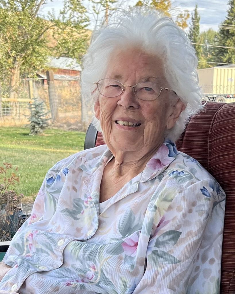 Eila Trudgeon Whelchel Profile Photo