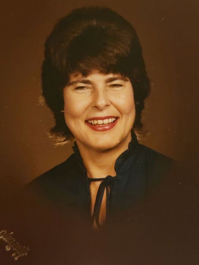 Helen Woodle Taylor Profile Photo