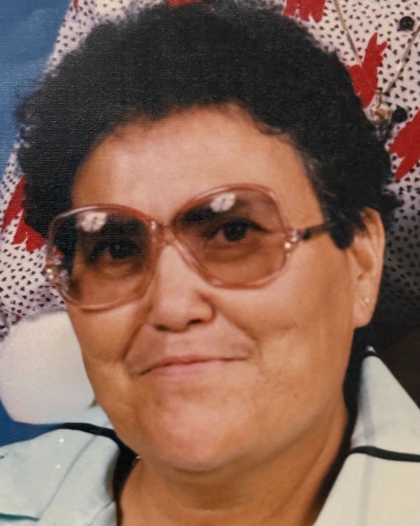 Emma Pacheco Velasquez Profile Photo