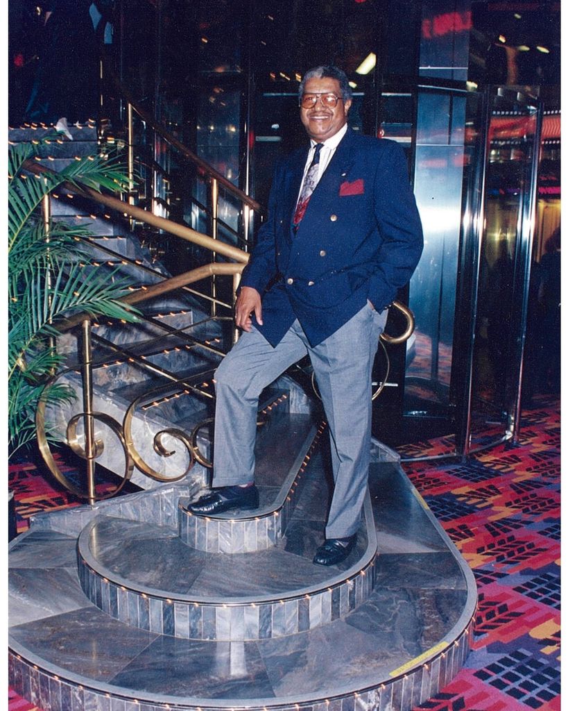 Charles McKinley Carter, Jr. Profile Photo