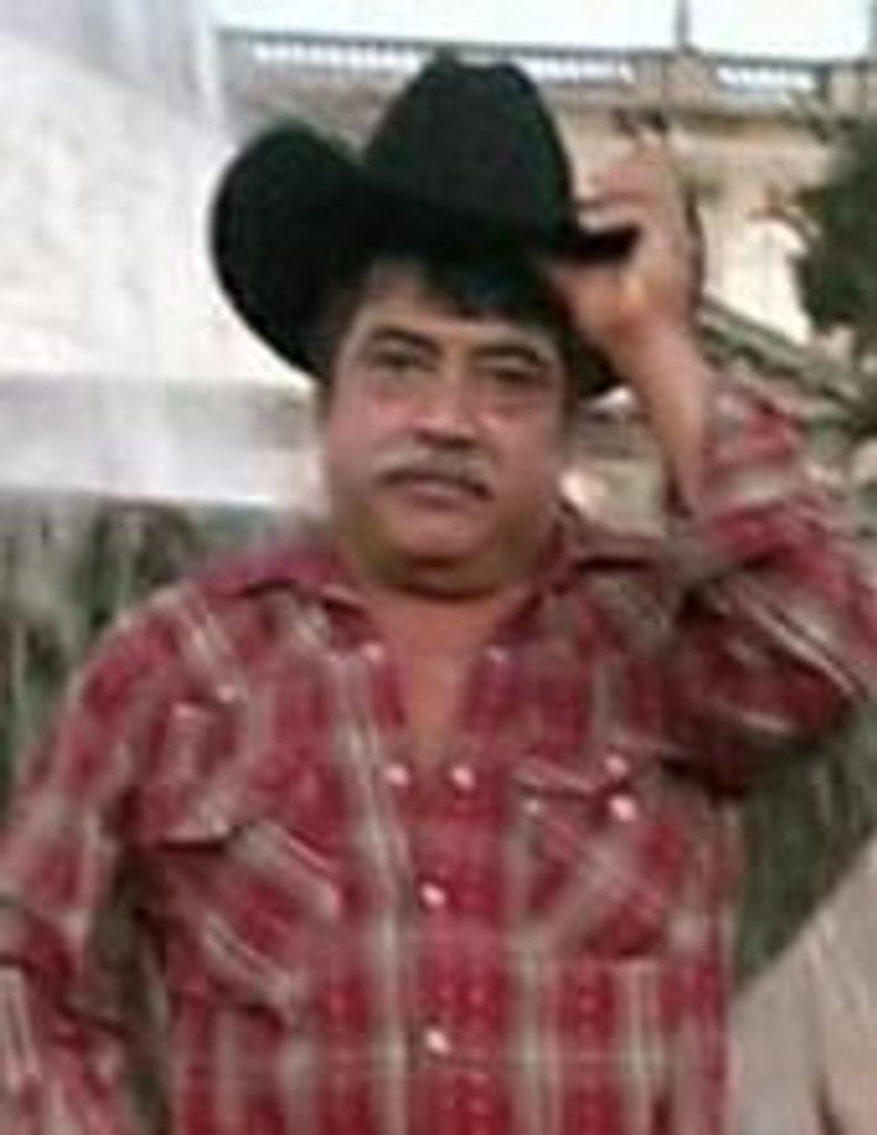Luis  Ramirez 