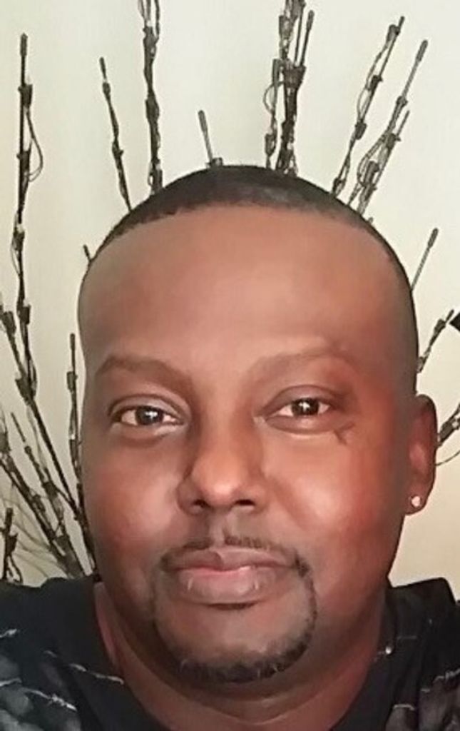 Mr. Carvondus Dewayne Wiggins