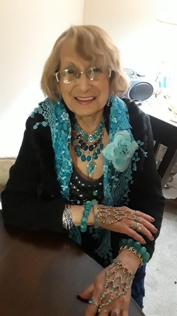 Mirtha Julia Hernandez (Nee Pupo)