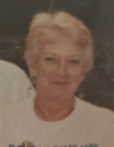 Dolores Arlene Toman photo gallery thumbnail 14 of 15