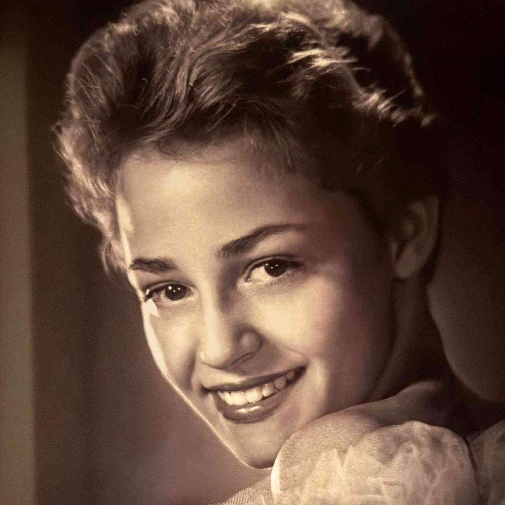 Afton Morrill LaVallee Profile Photo