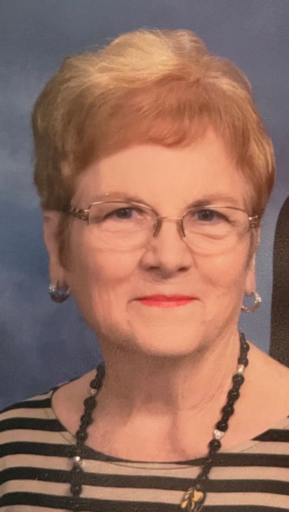 Carolyn Reicherter Profile Photo