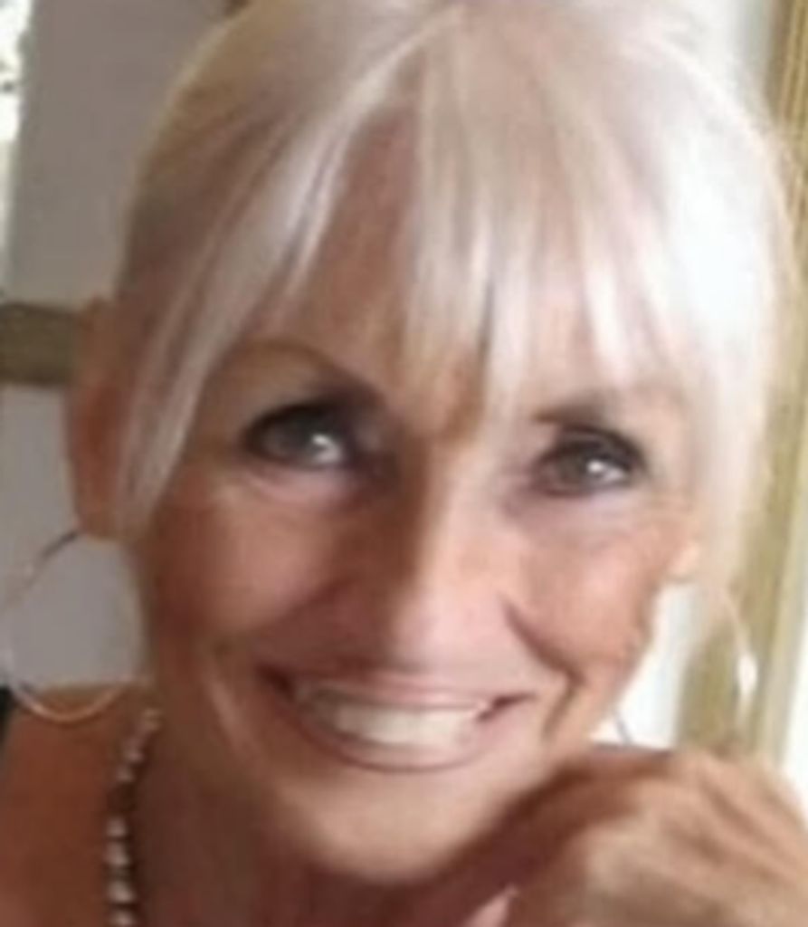 Joan Amicone