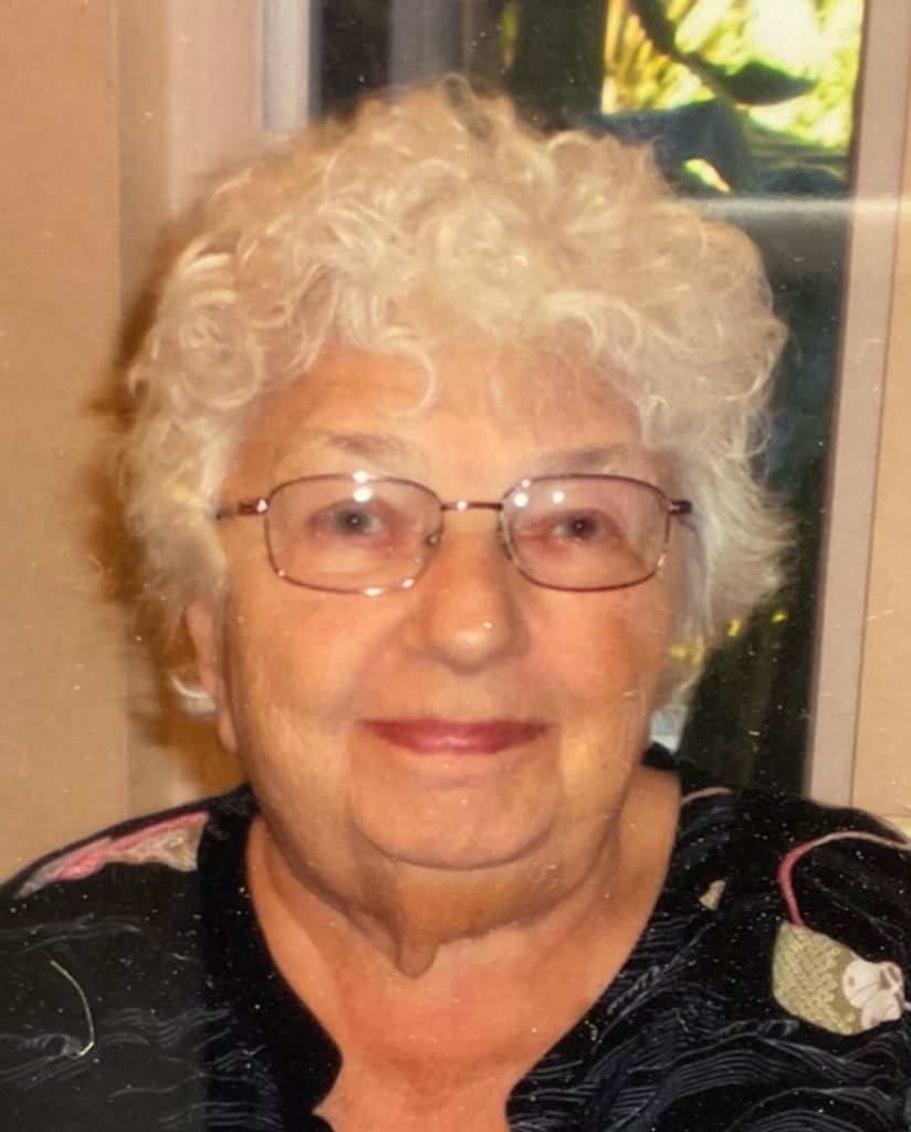 Sandra Ottenstein Profile Photo