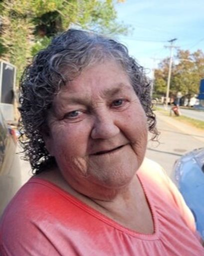 Phyllis Marie Warren's obituary image