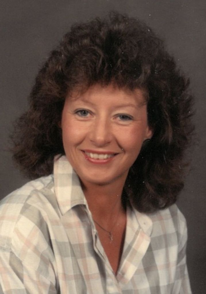 Lynn Elizabeth Finn Profile Photo