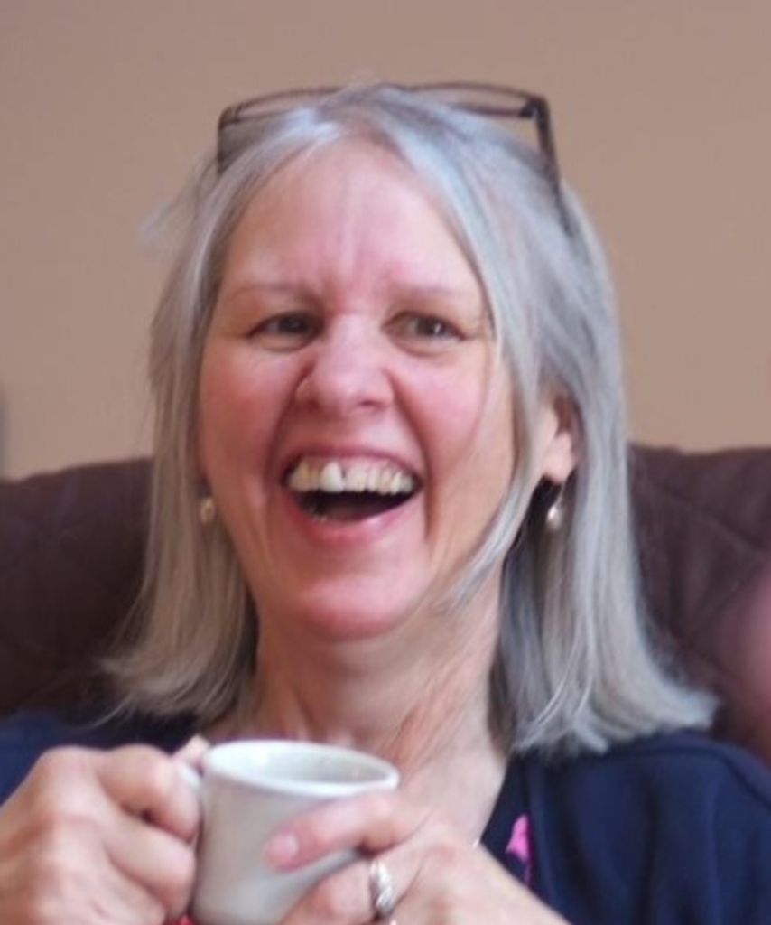 Nadine (Vlasak)  Visti