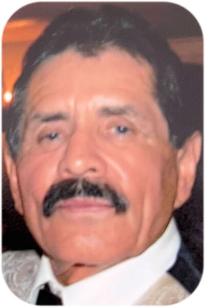 Santos Hernandez Profile Photo
