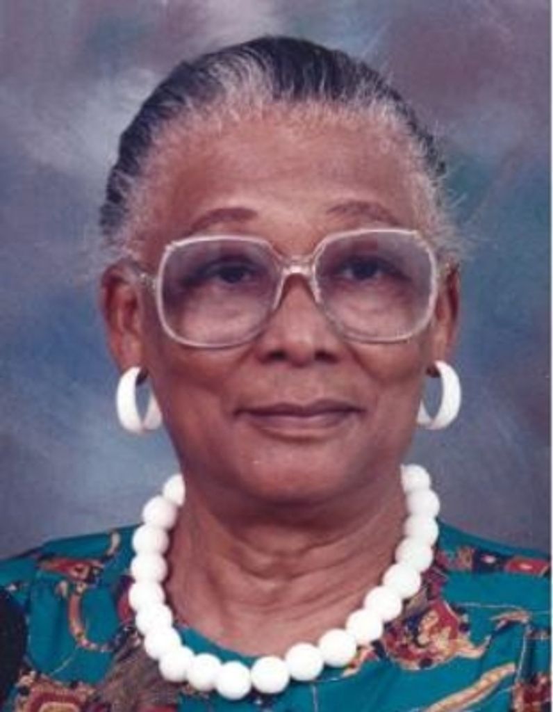 Clara Bell Oliver Profile Photo