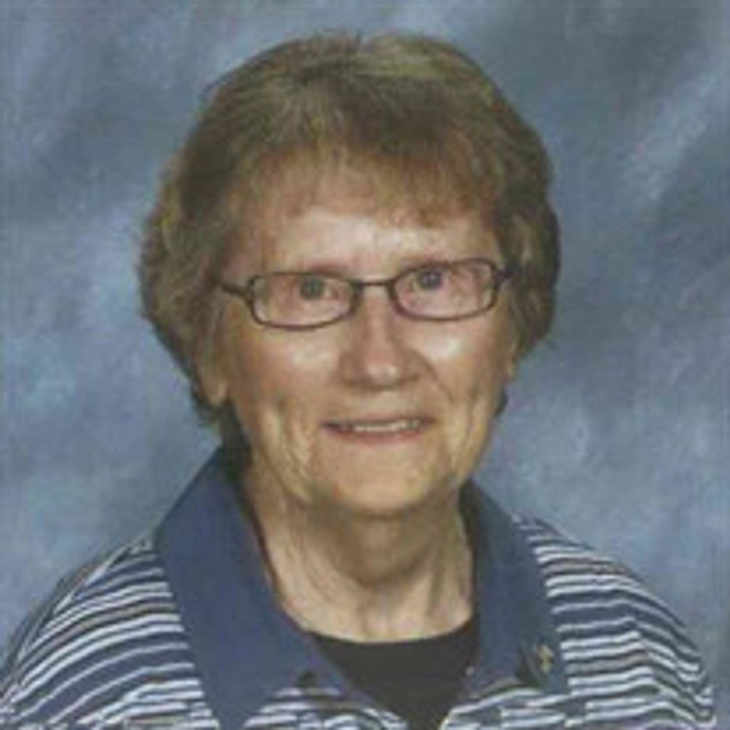 Charlotte LeVon Moen
