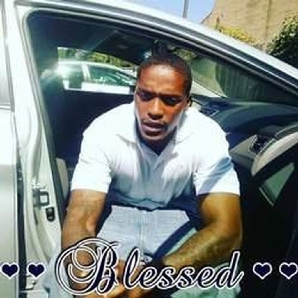 Quitez Foster Profile Photo