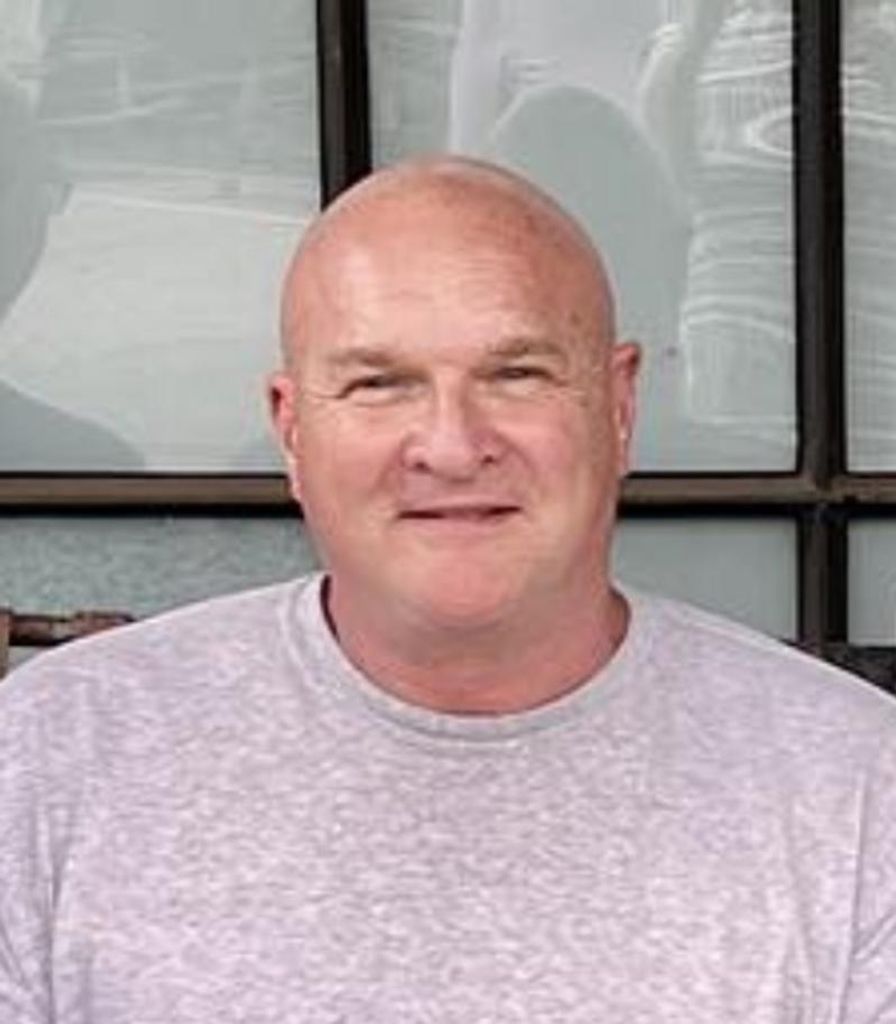 Eric Robert White Profile Photo