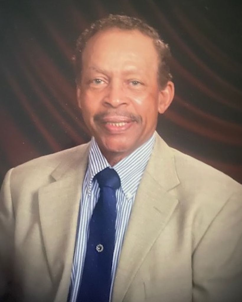 Lee C. Floyd Profile Photo