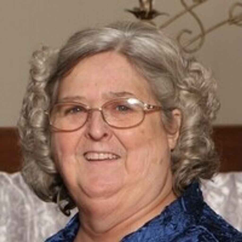 Barbara J Halkiu