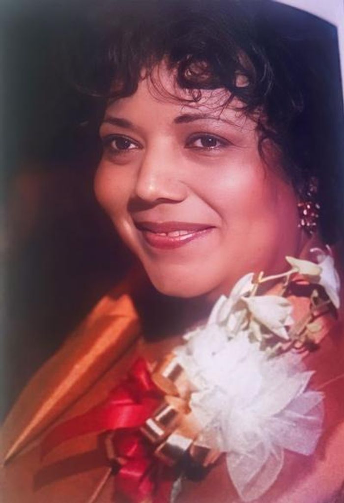Carolyn J Thomas Profile Photo