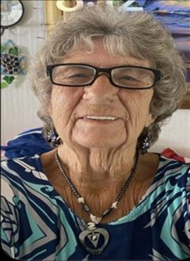 Shirley Helen Roberts