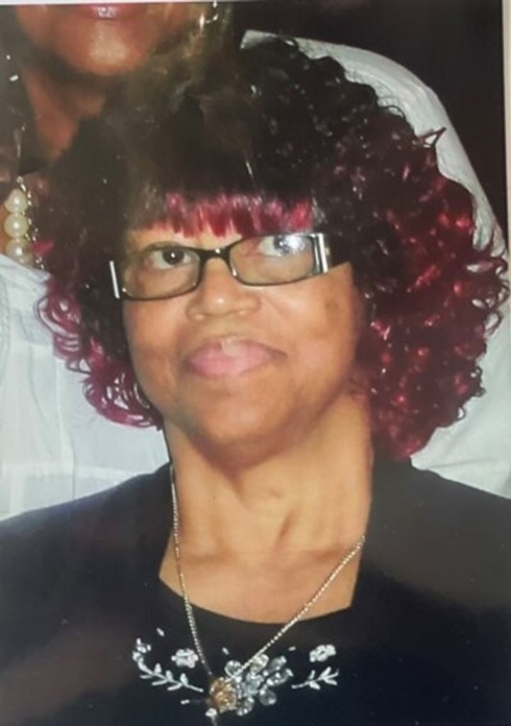 Ms. Minnie Thompkins