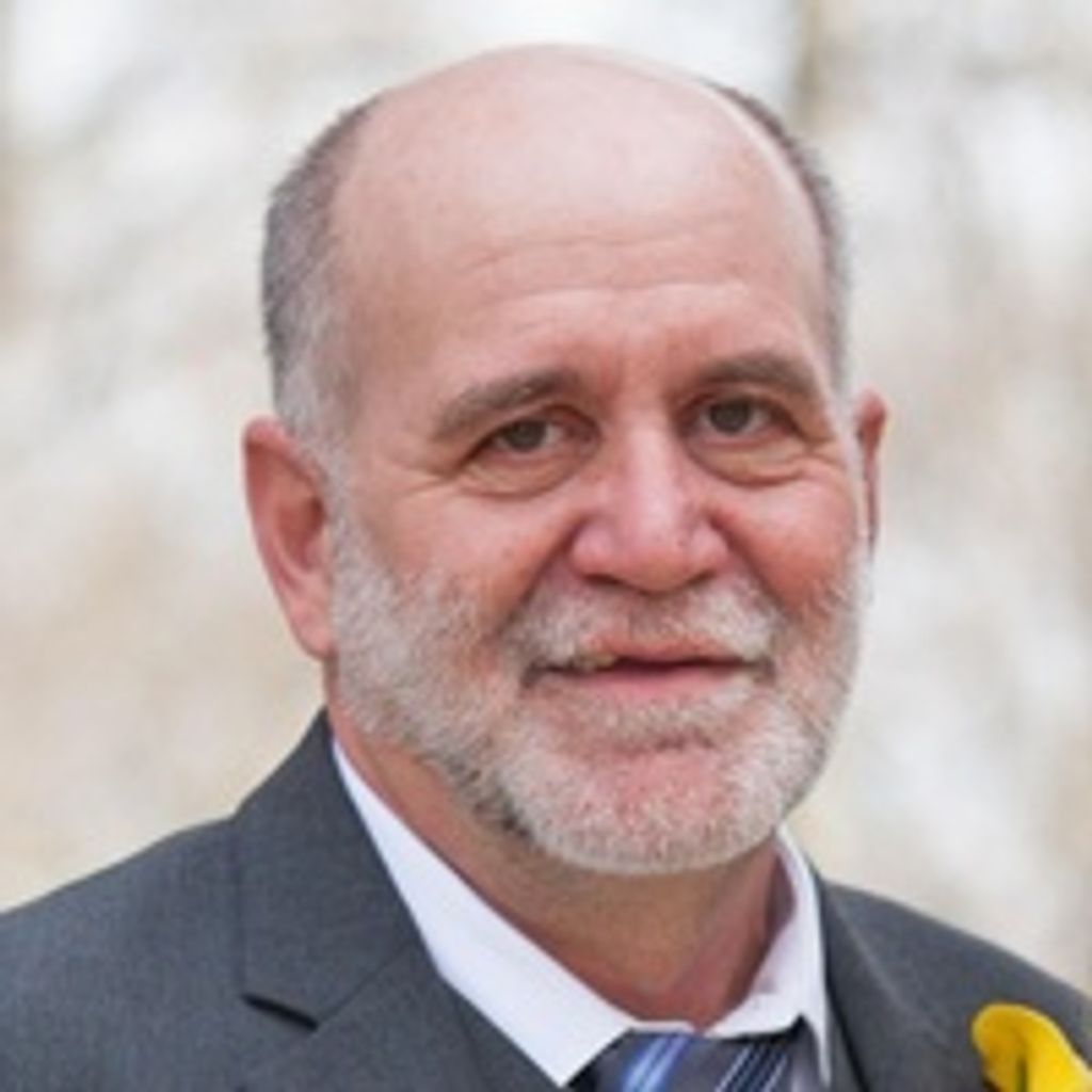 Ronald "Ron" Kuyat, Jr.
